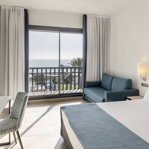 Chambre double premium avec vue sur la mer Hotel ILUNION Calas de Conil Conil de la Frontera